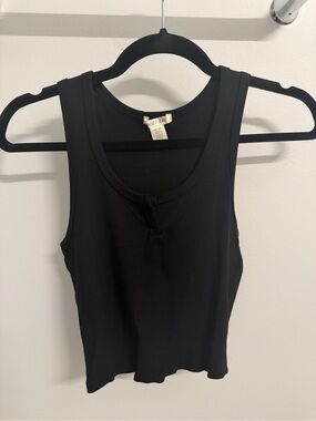 Bozzolo Black Ribbed Scoop Tank